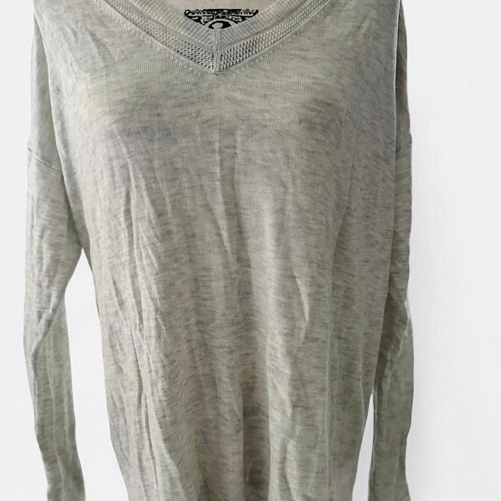 A New Day Women’s Large Sweater Light Gray V Neck Long Sleeves Soft Knit